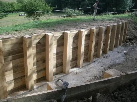 Création de cour à Eperrais